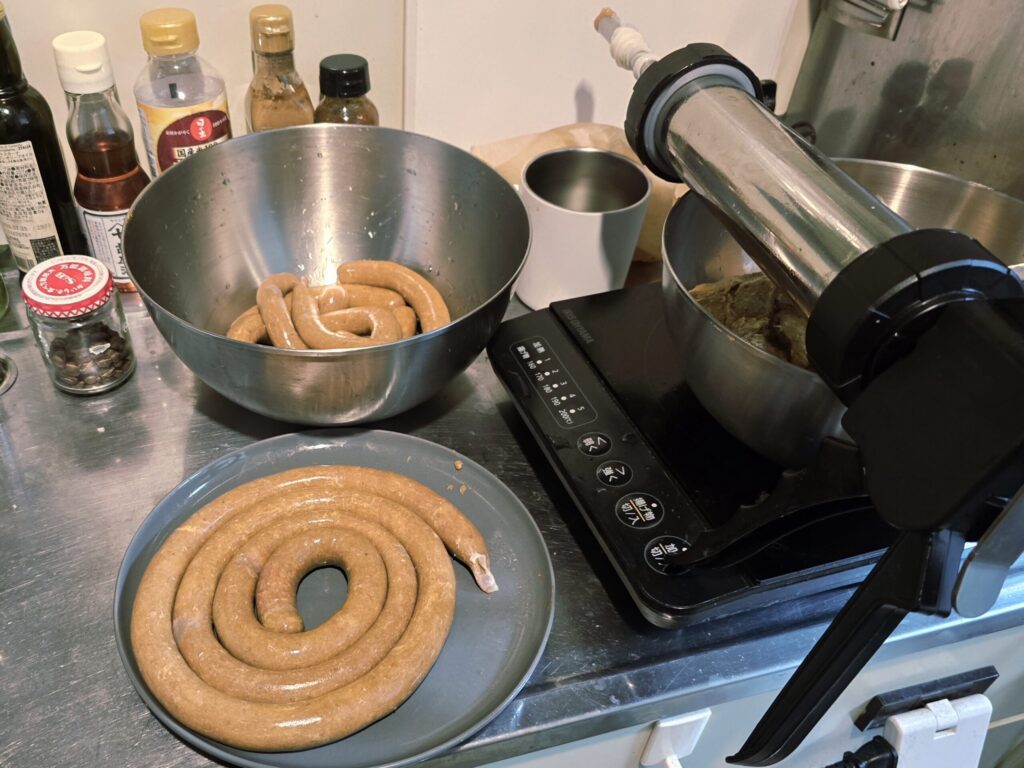 100%ビーフのシカゴスタイルホットドッグ